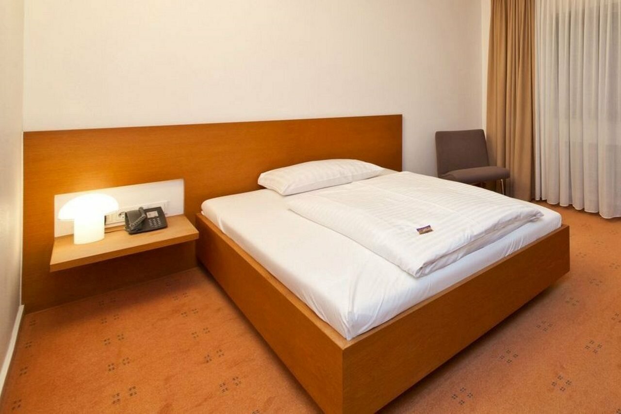 Фото Select Hotel Silence Garden Köln