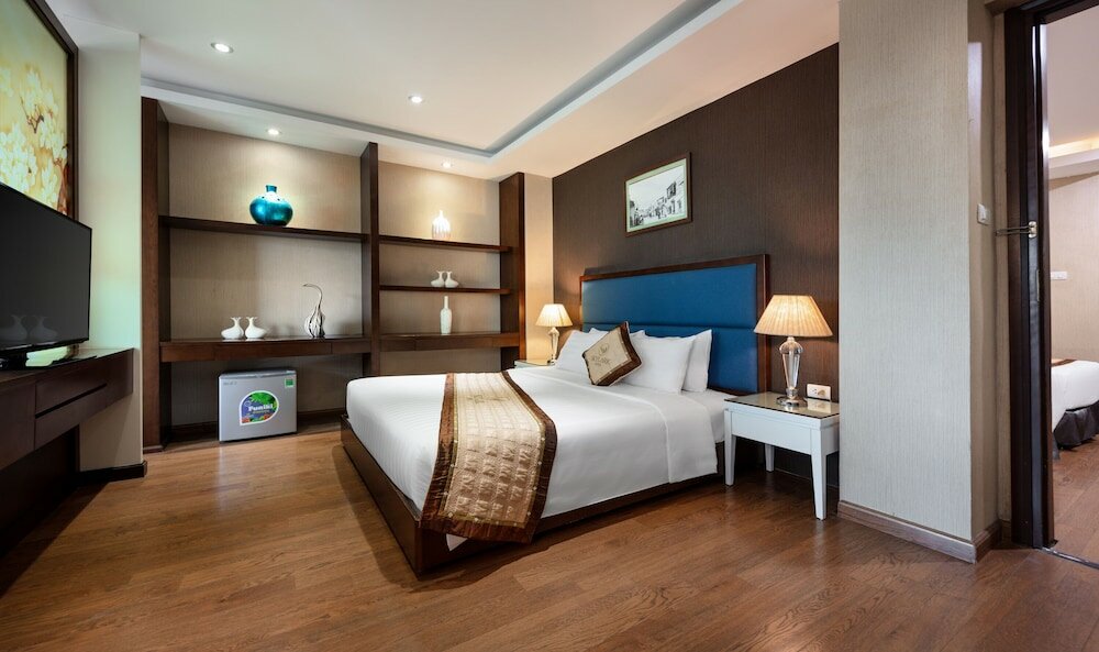 Фото Skylark Hotel