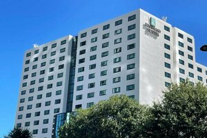 Гостиница Embassy Suites by Hilton Atlanta Buckhead