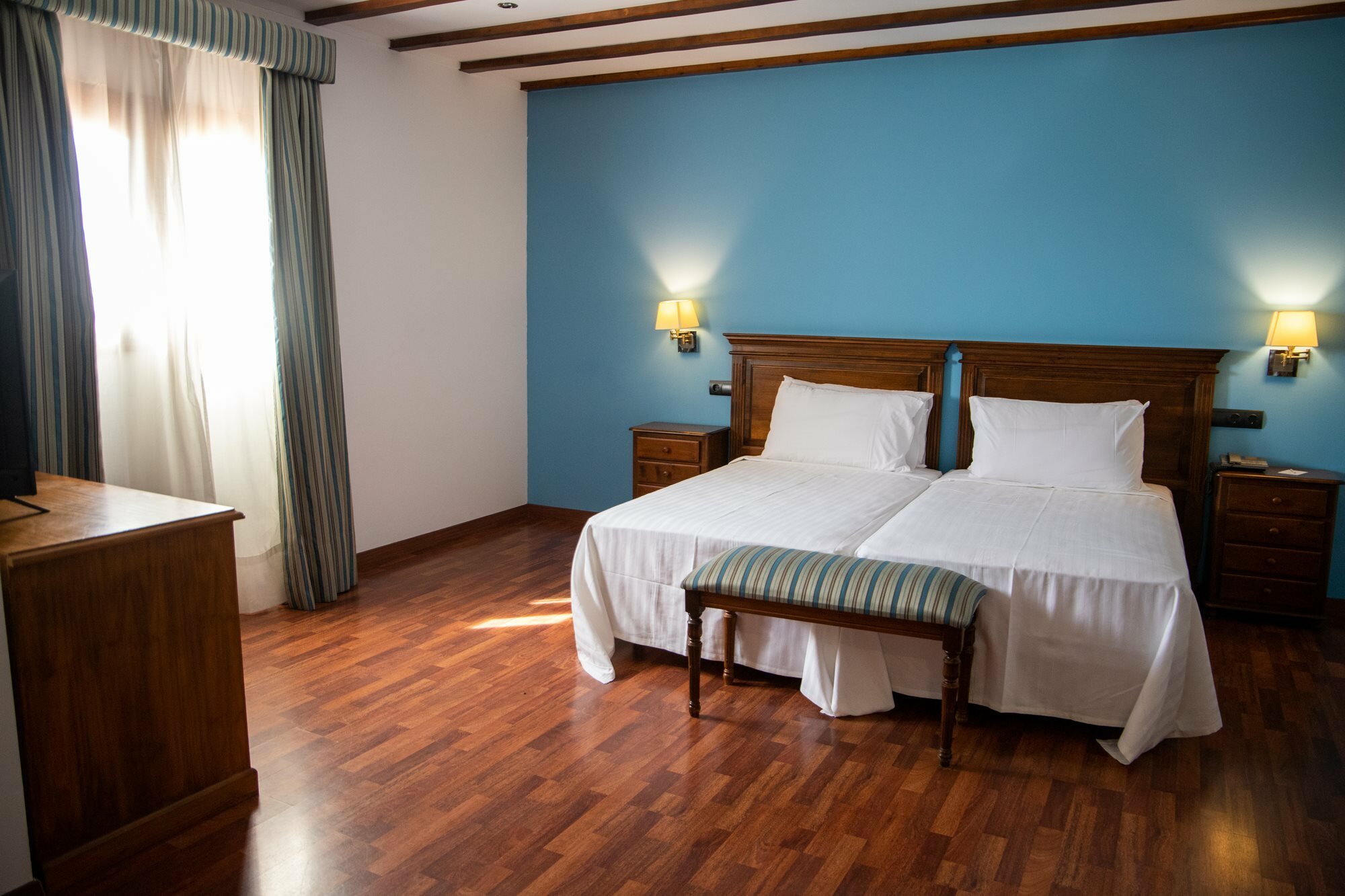 Фото Hotel Alegria Bodega Real