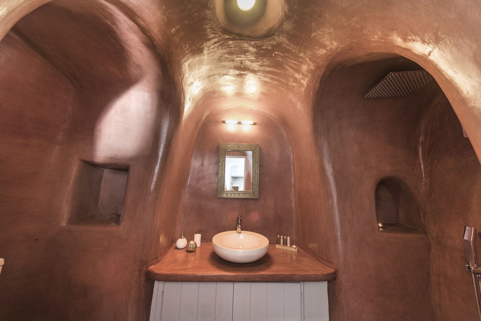 Фото Elysian Santorini