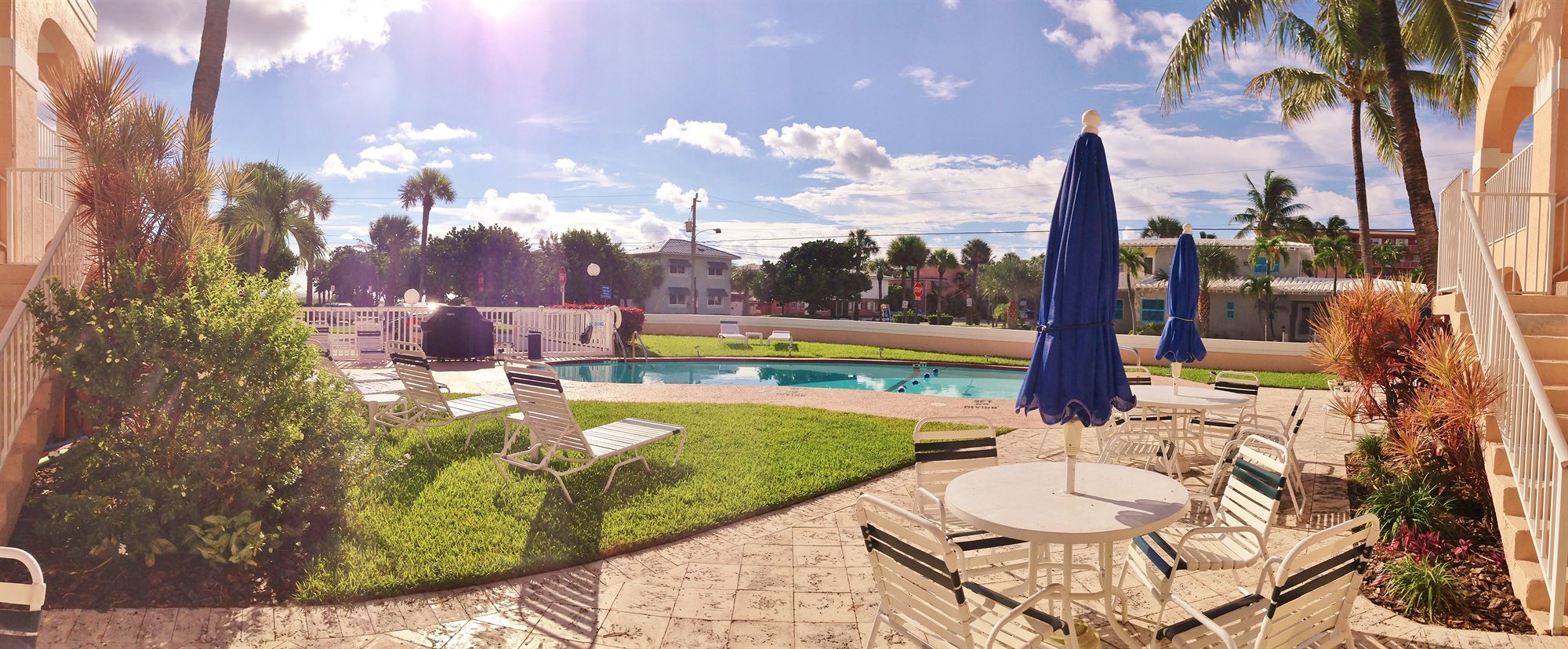 Фото Coral Key Inn