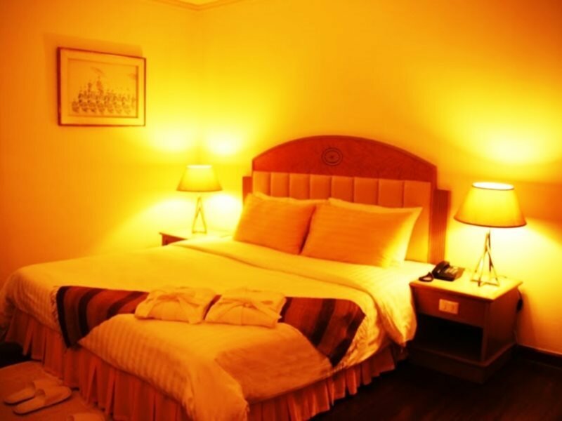 Фото Grand Tower Inn Rama VI Hotel