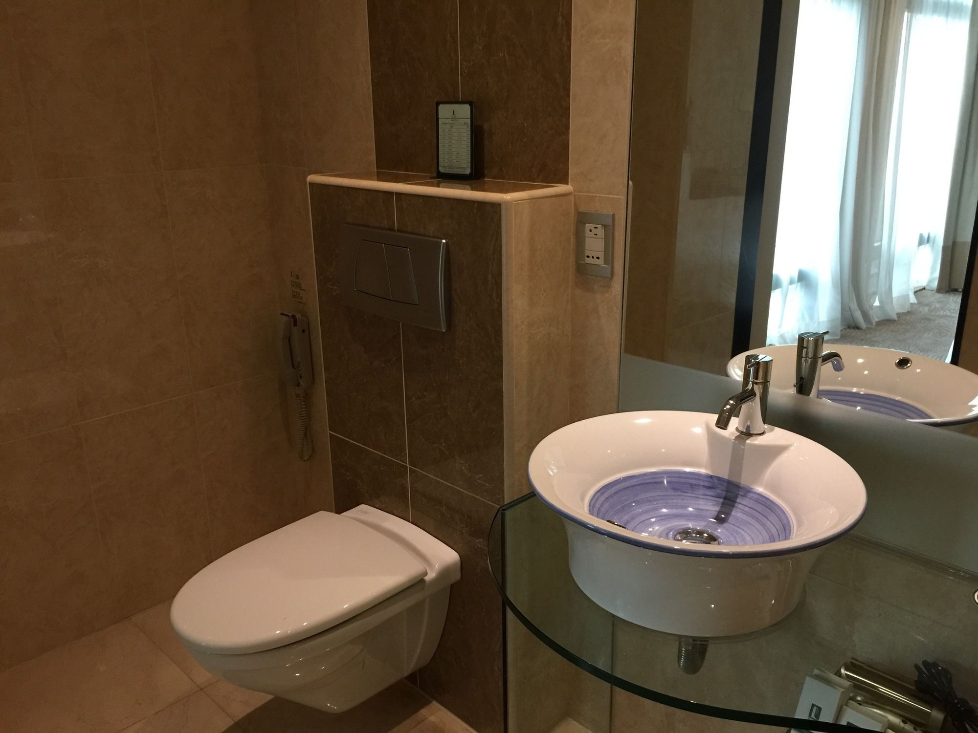 Фото Landmark Inn