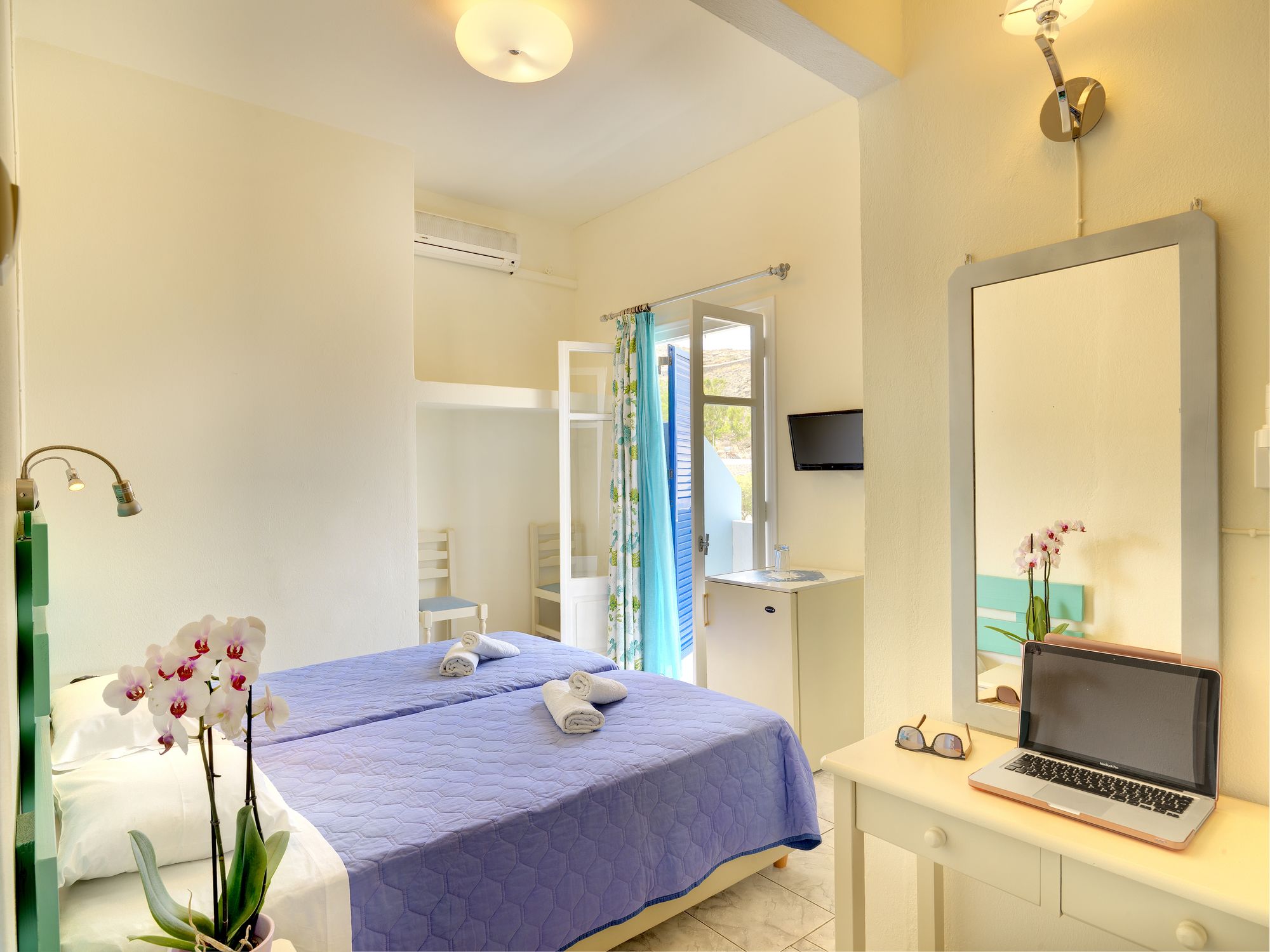 Фото Hotel Kamelo