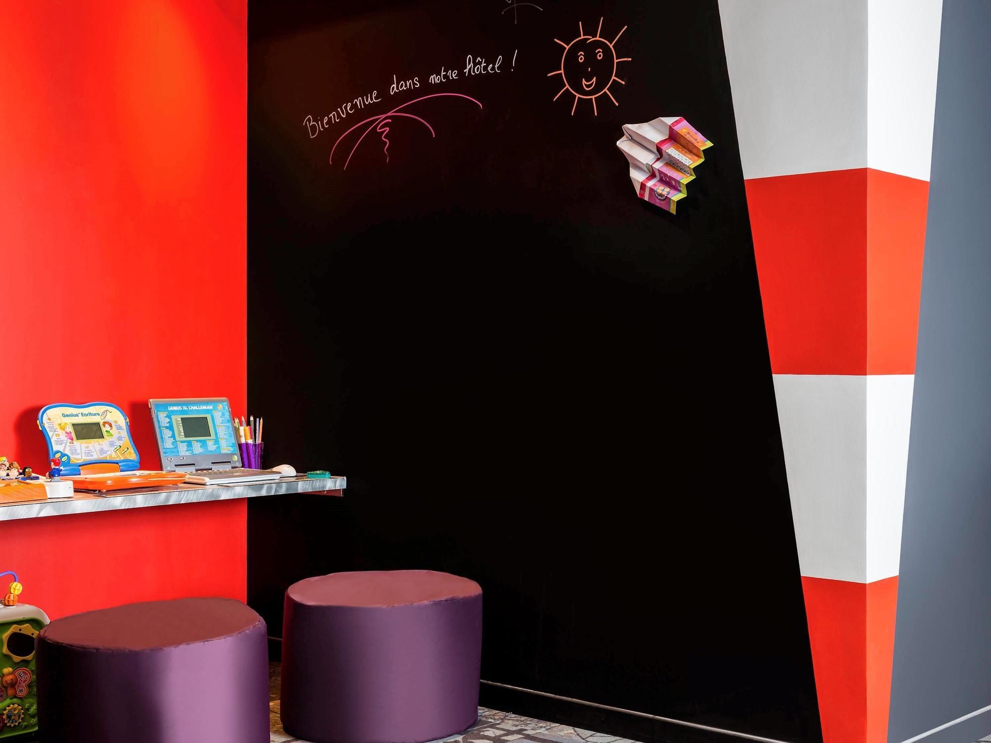 Фото Ibis Styles Paris Velizy