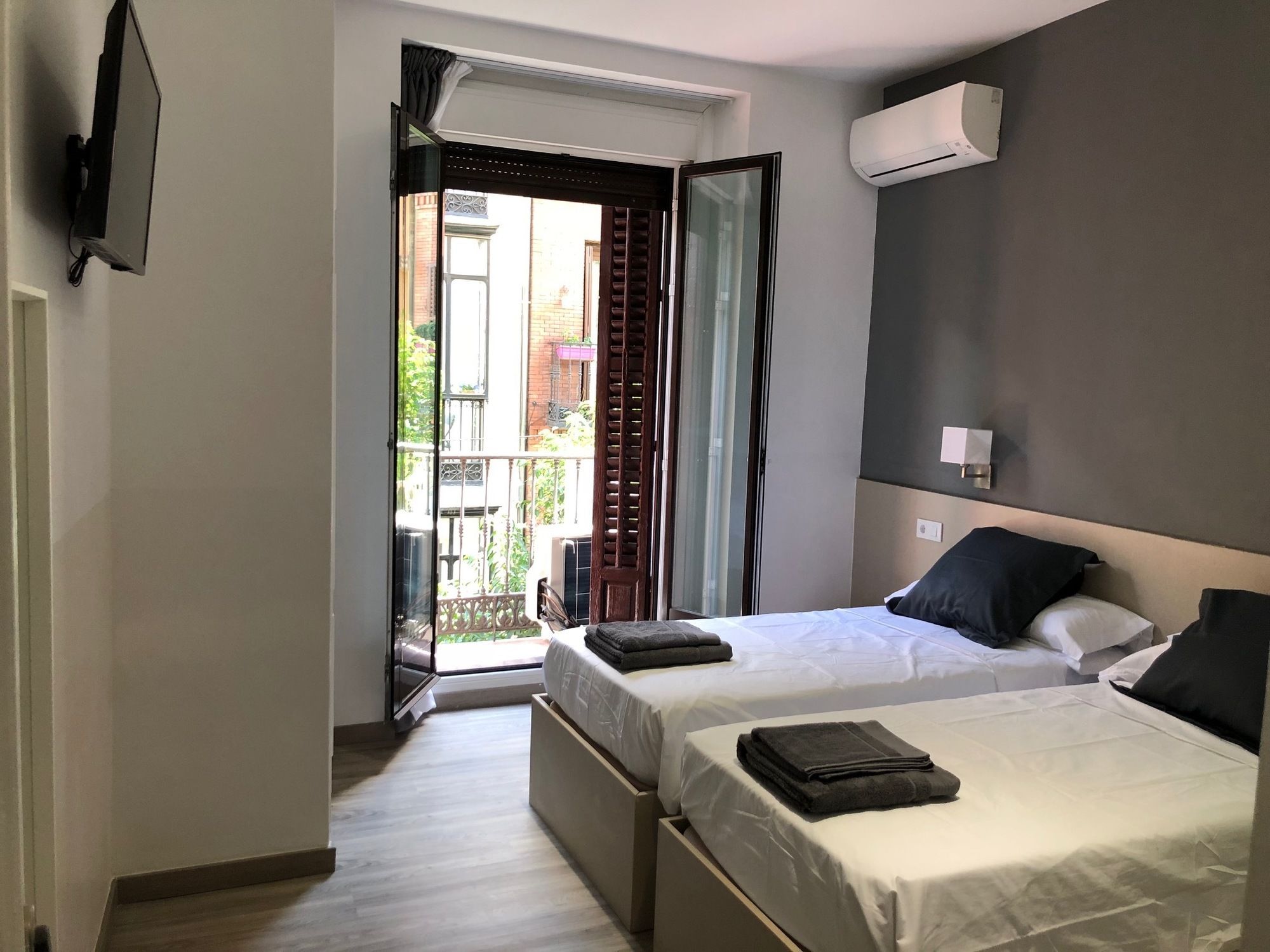 Фото Hostalin Madrid Atocha