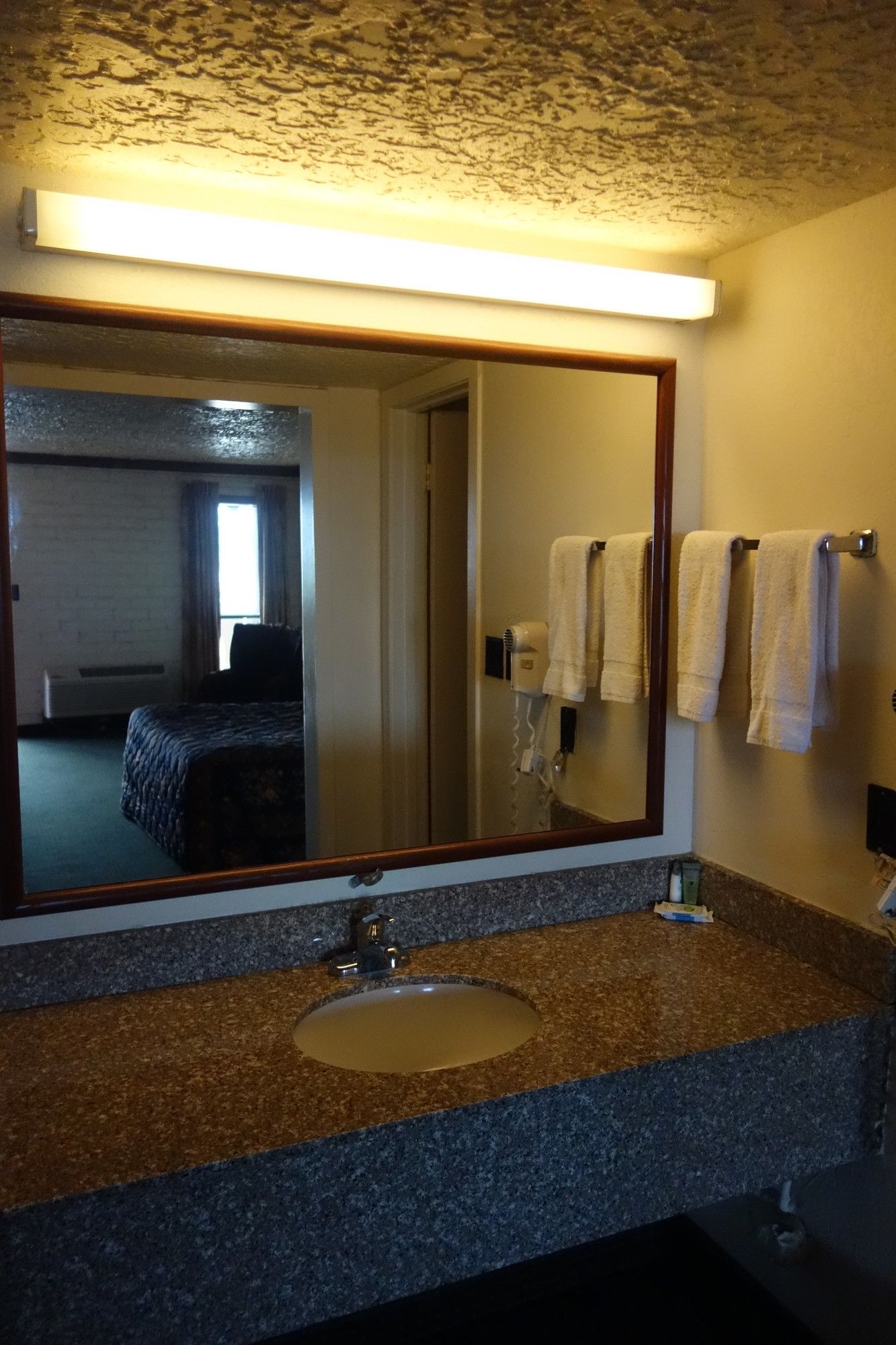 Фото Star Inn Hotel Seaworld San Antonio