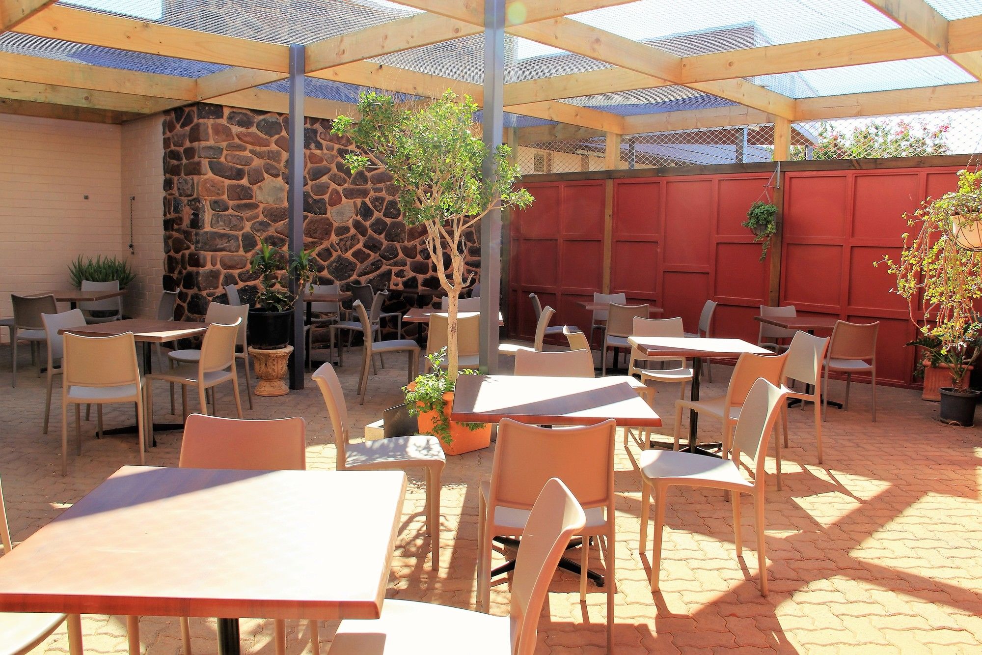 Фото Opal Inn Hotel Motel