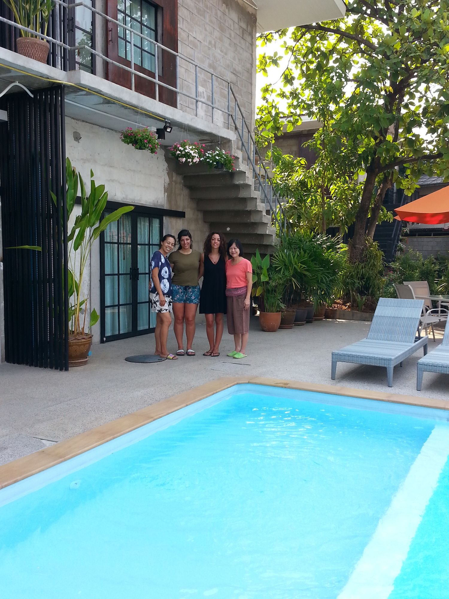 Фото Town Home by The Warehouse Chiang Mai