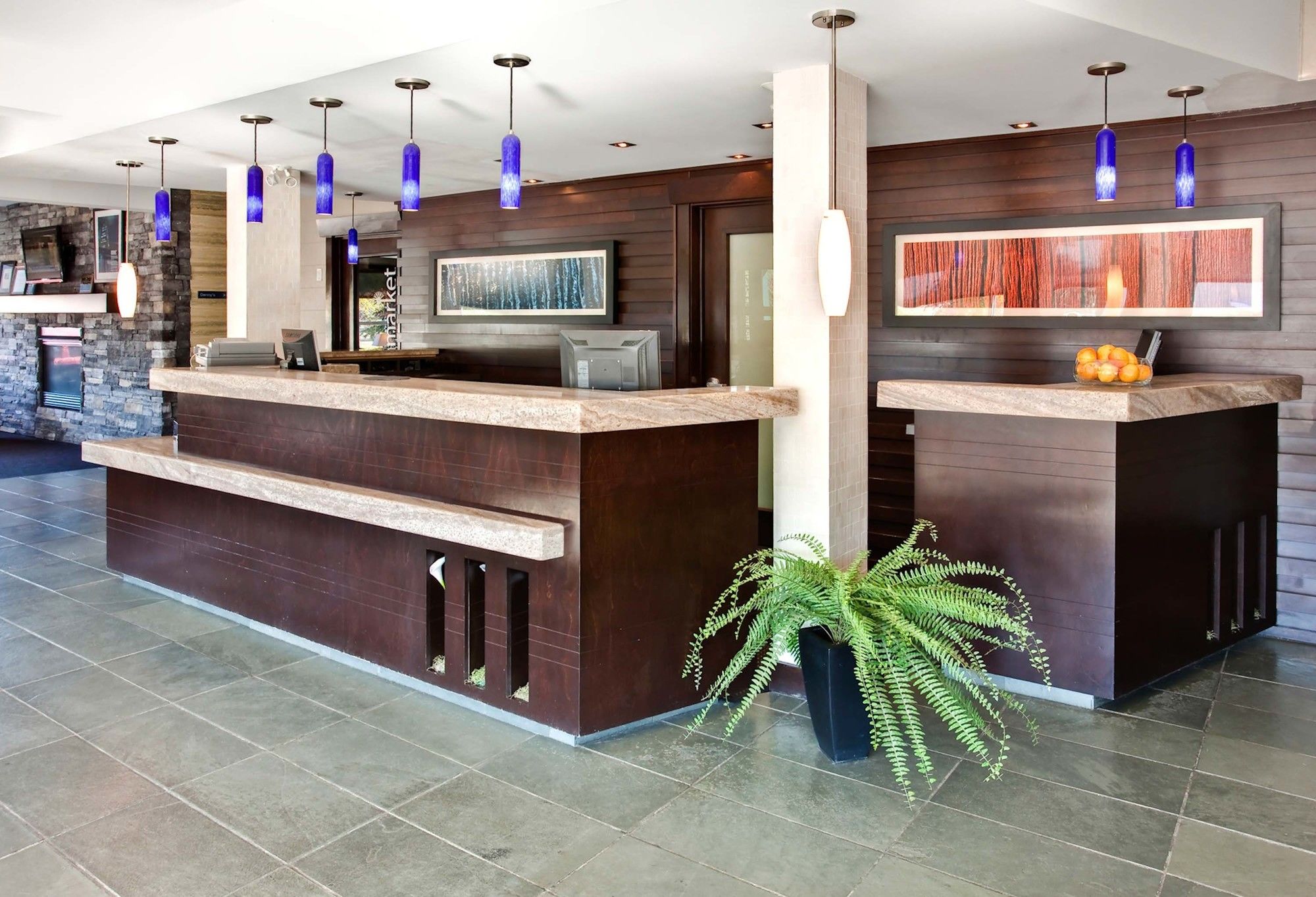 Фото Sandman Hotel & Suites Prince George