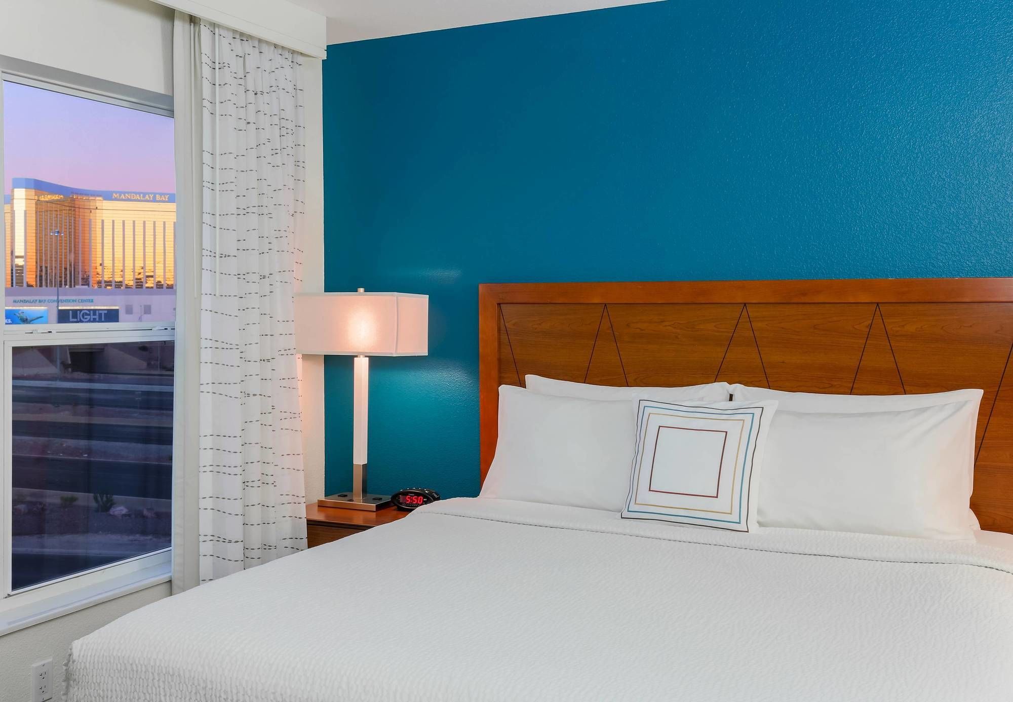 Фото Residence Inn by Marriott Las Vegas Stadium Area