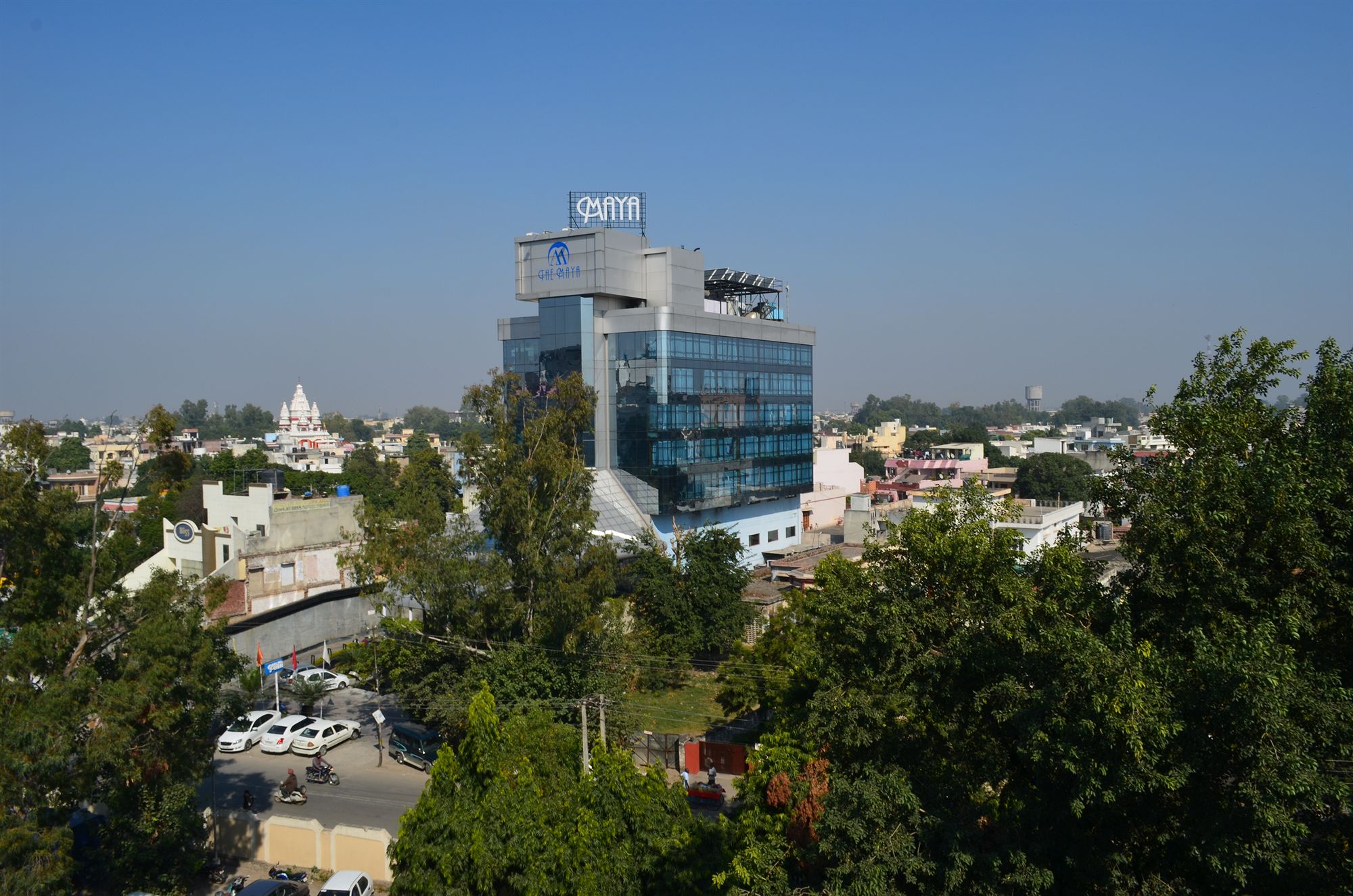 Фото The Maya Hotel