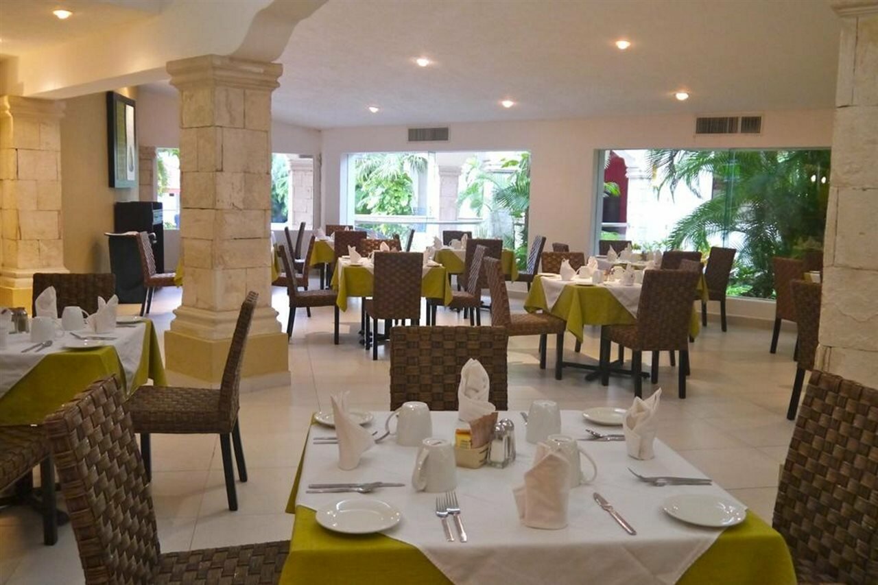 Фото Hotel Adhara Cancún