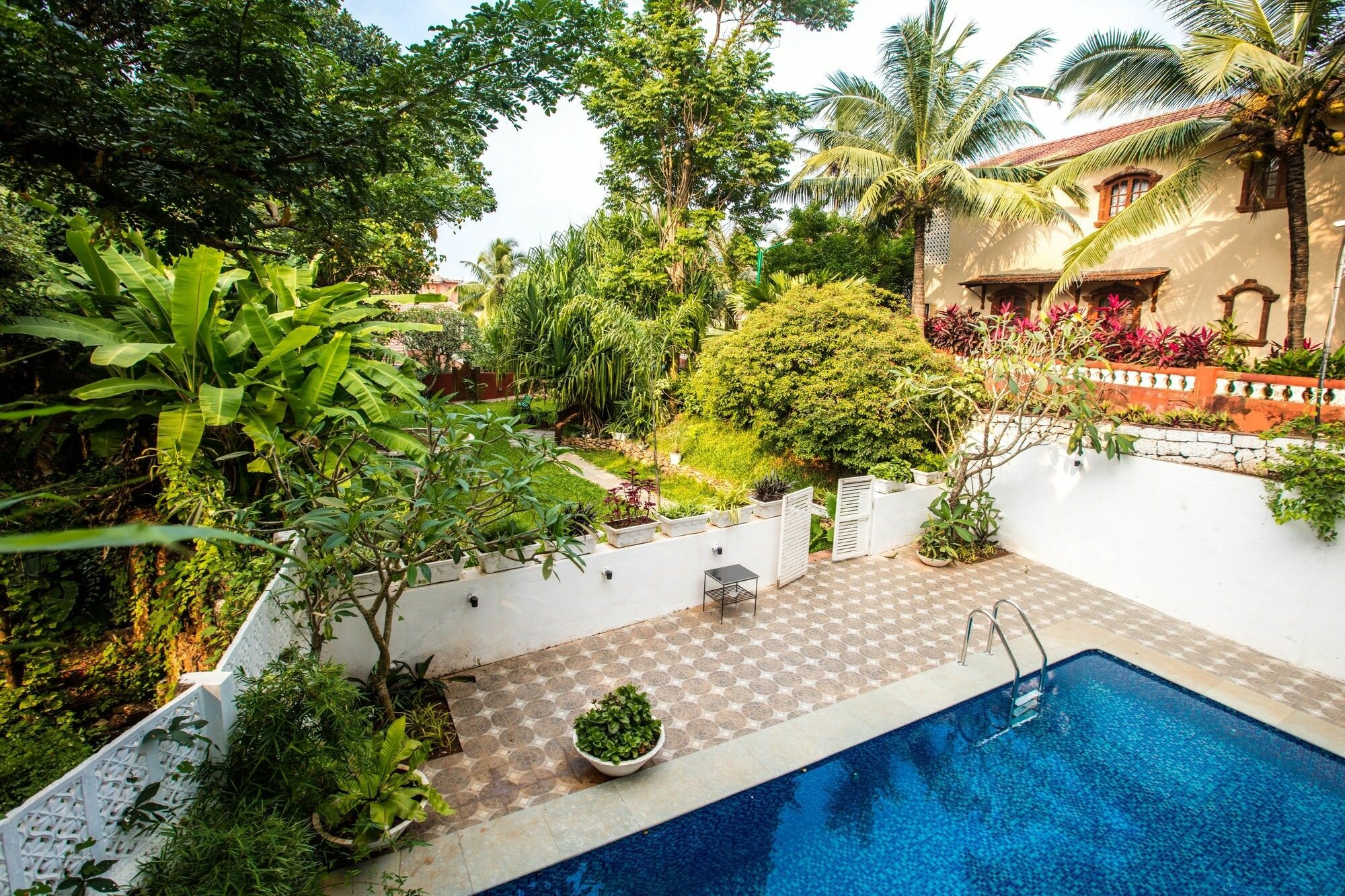 Фото Aguada Anchorage - The Villa Resort