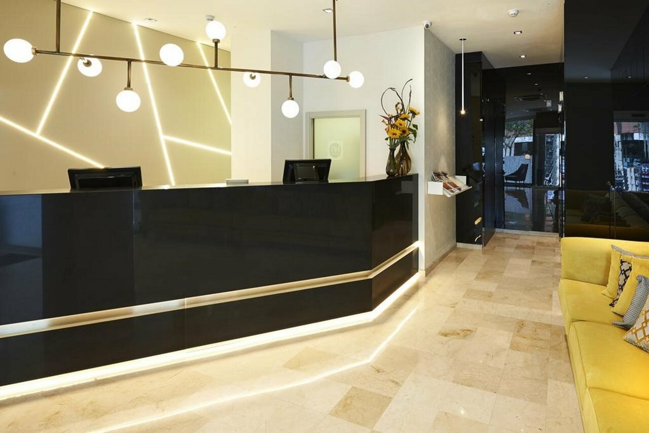 Фото Nh Barcelona Les Corts