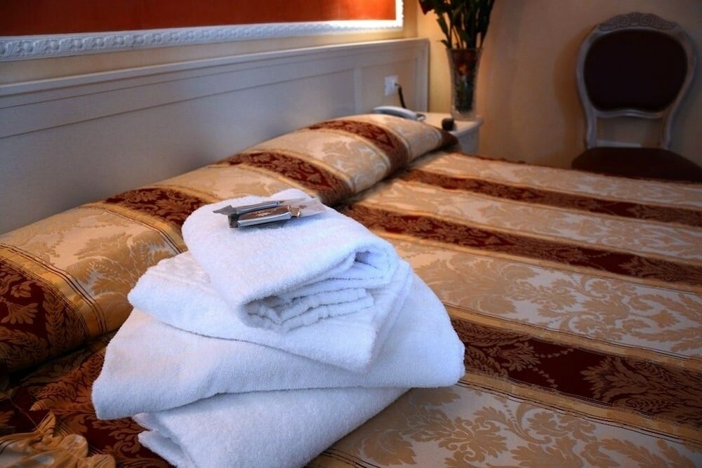 Фото Hotel Erdarelli