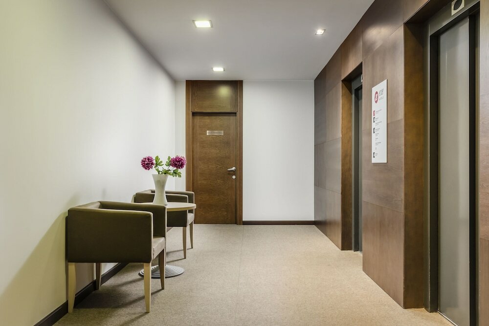 Фото Exe Barcelona Gate