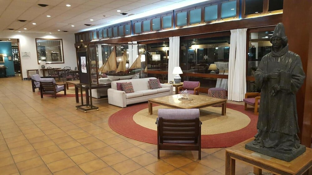 Фото Parador de Ceuta Hotel La Muralla