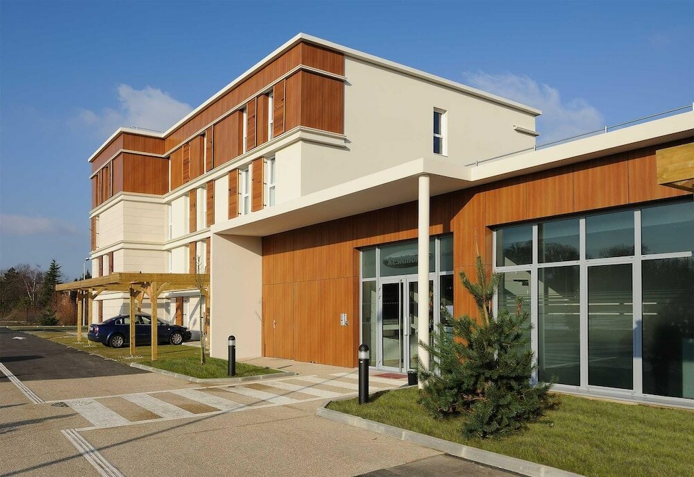 Фото Residhome Paris Guyancourt