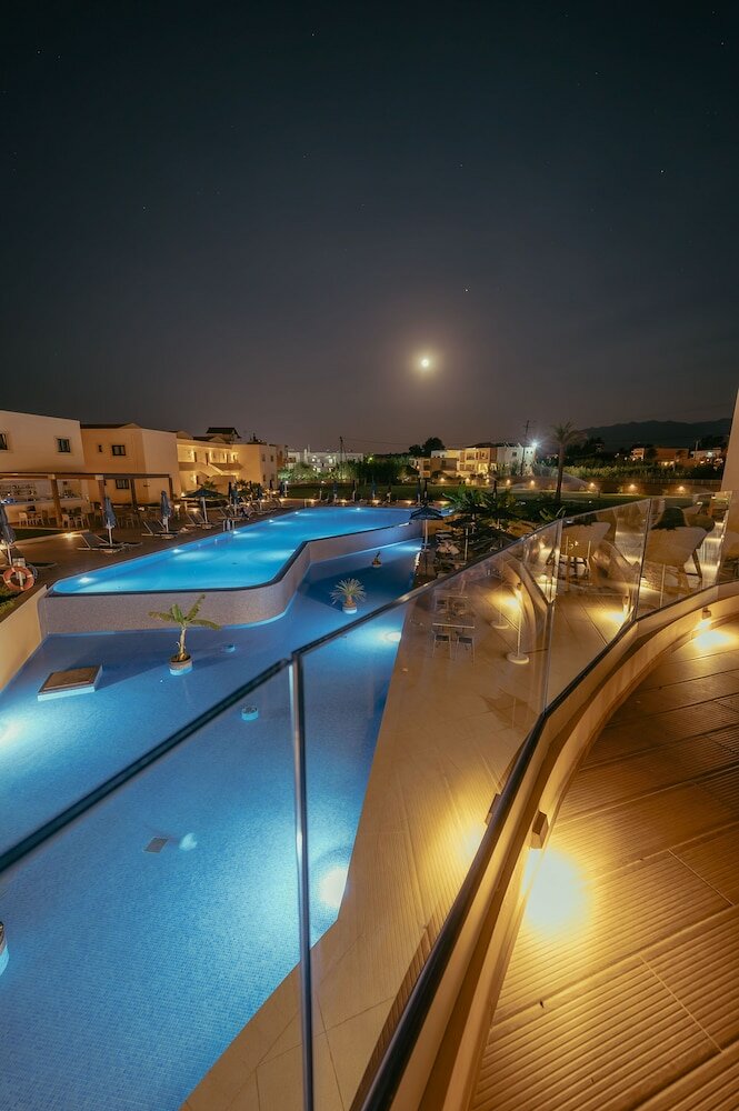 Фото Silver Beach Hotel