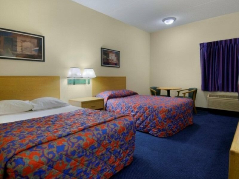 Фото Red Roof Inn Plus+ Austin South