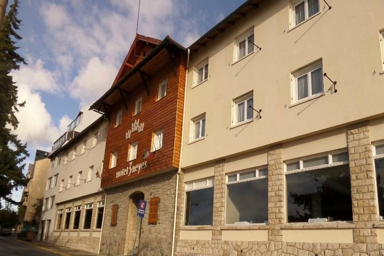 Фото Hotel Tres Reyes