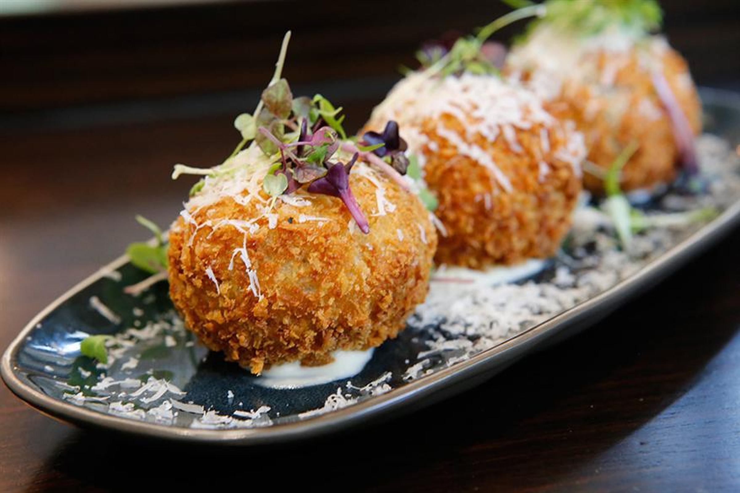 Фото Mantra 2 Bond Street Sydney