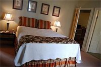 Фото Rothschild-Pound House Inn