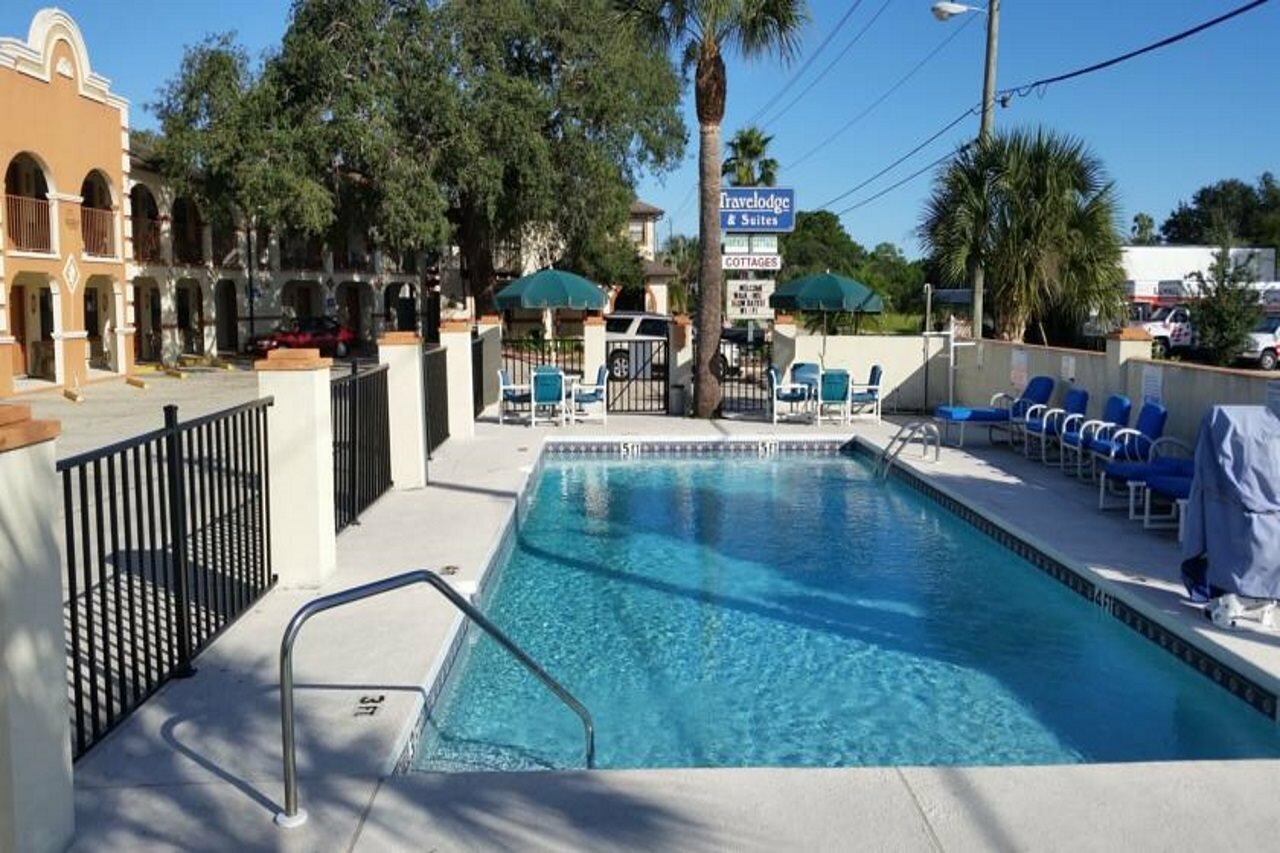 Фото Travelodge by Wyndham Suites St Augustine