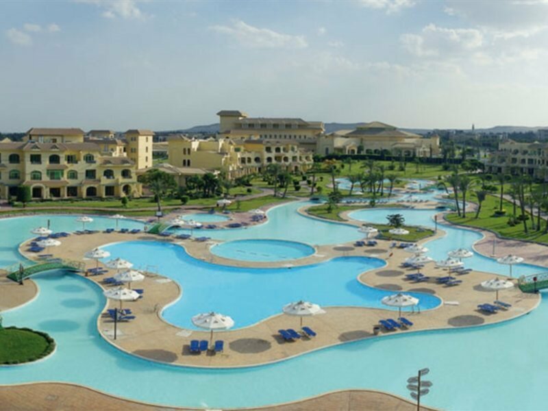 Фото Movenpick Hotel Cairo Media City