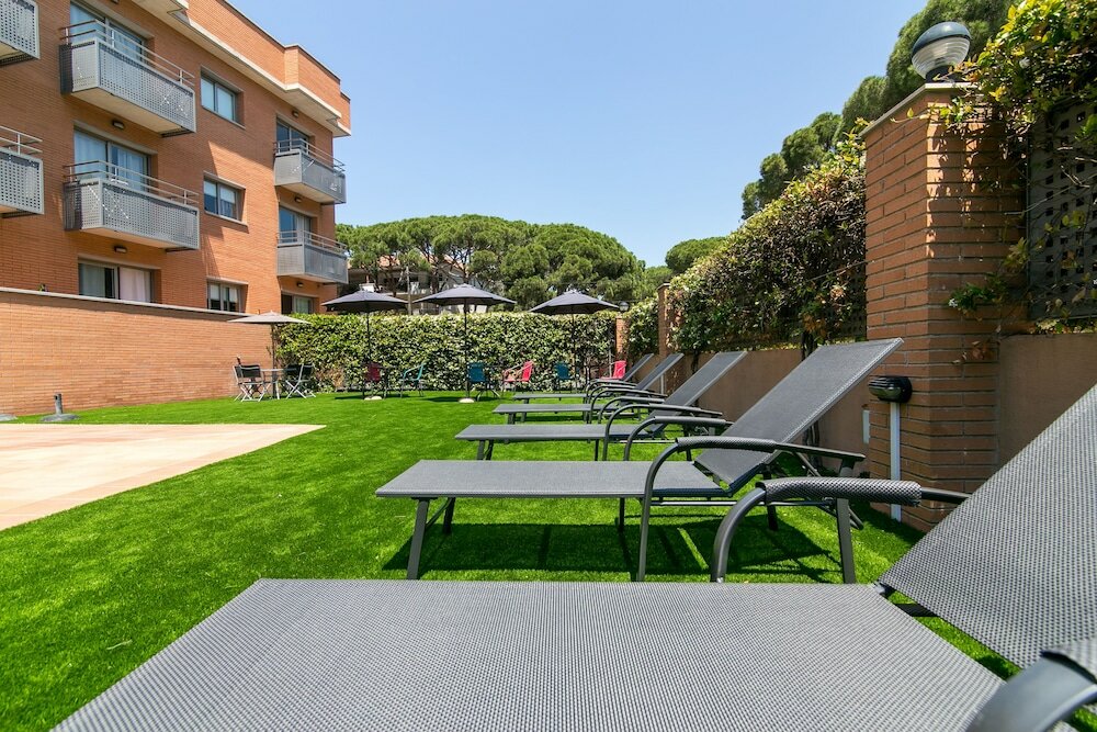 Фото Aparthotel Bardon