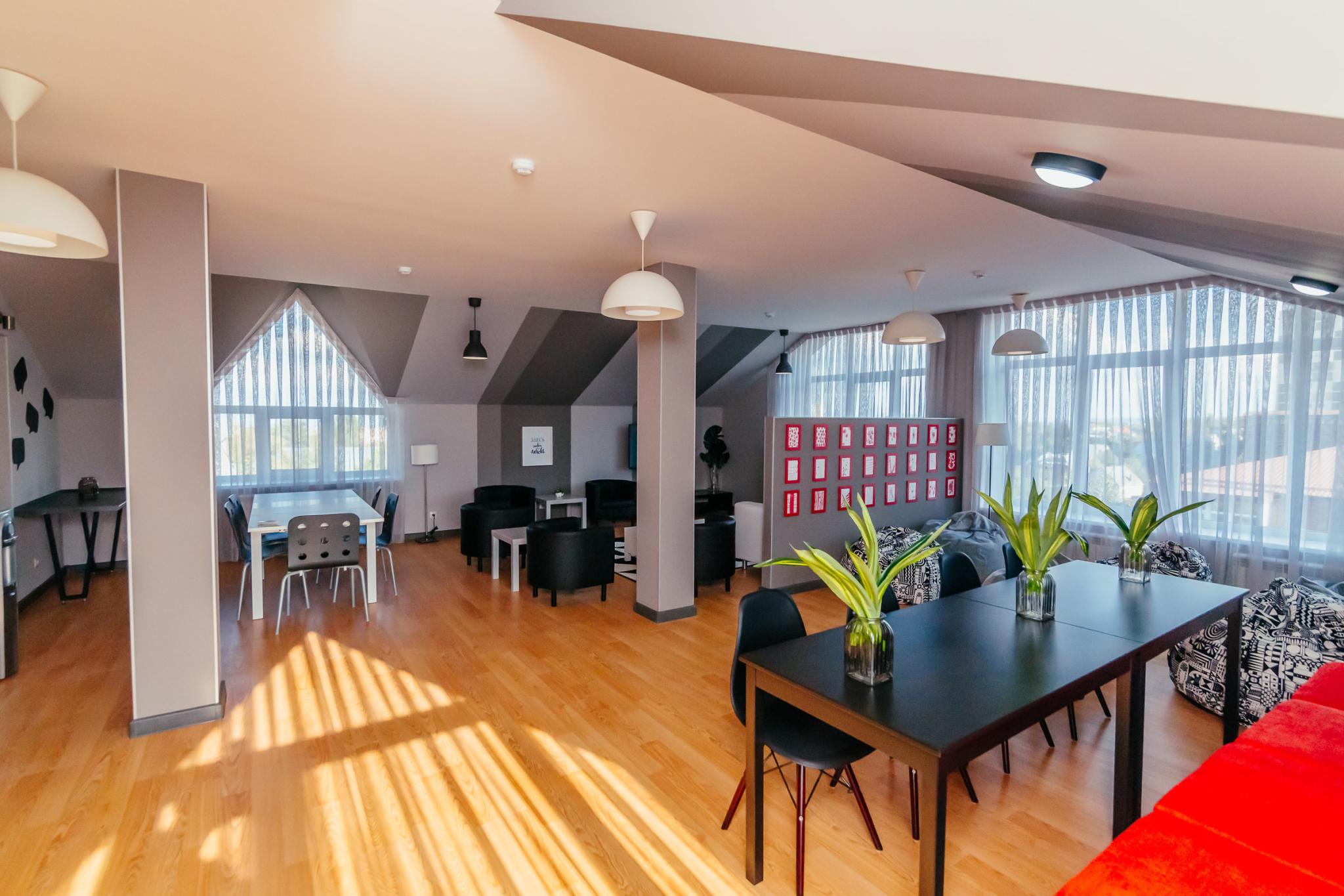 Фото Ле Мон