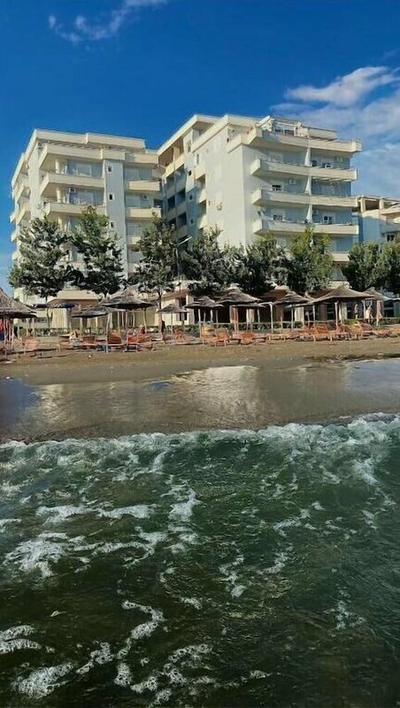 Гостиница Oasis Beach Residence