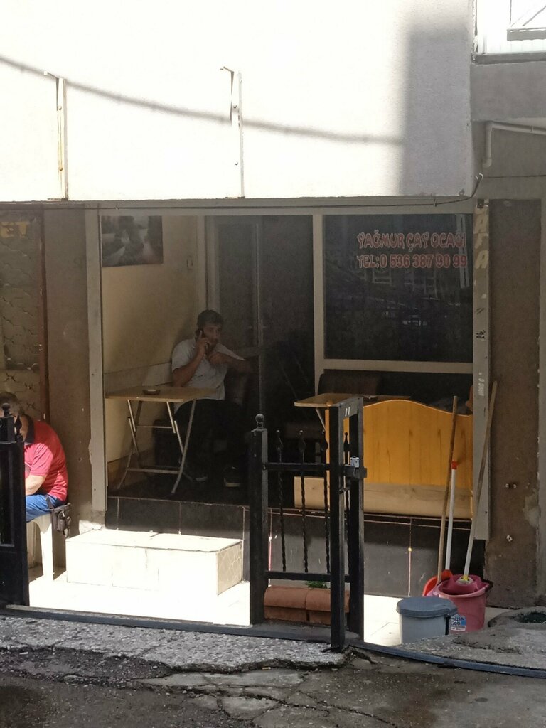 Spring, stream Rain Tea House, Izmir, photo