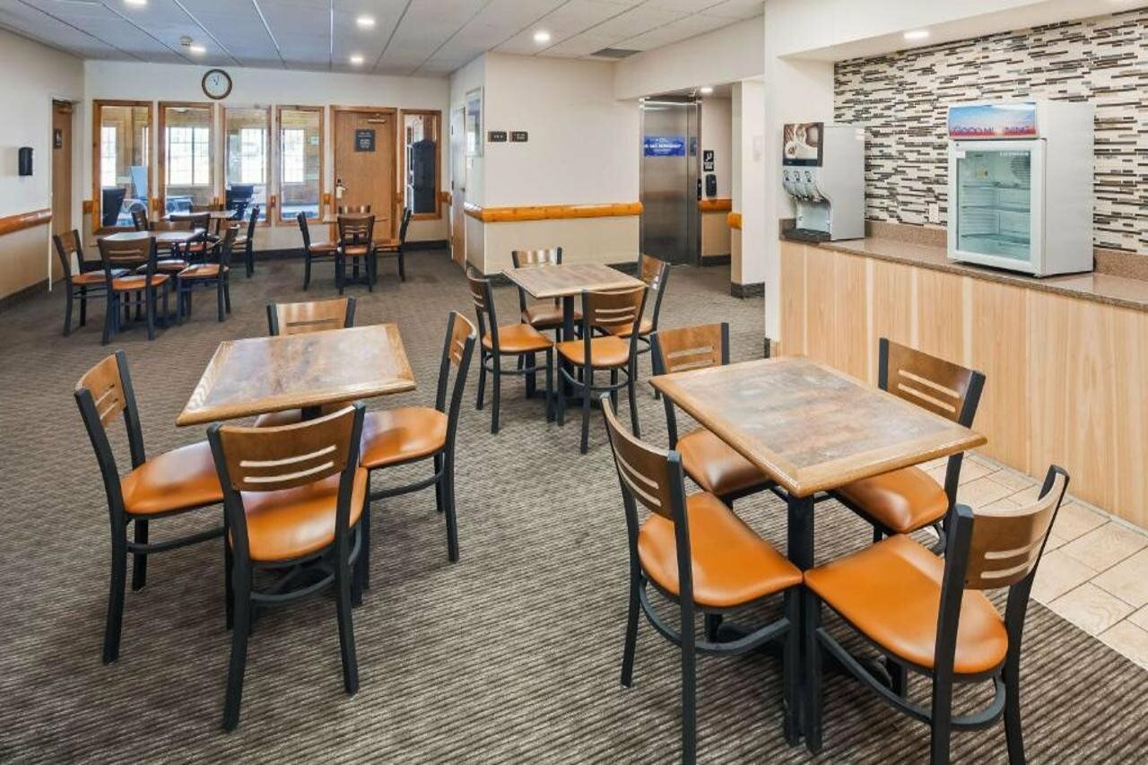 Фото Best Western Yellowstone Crossing