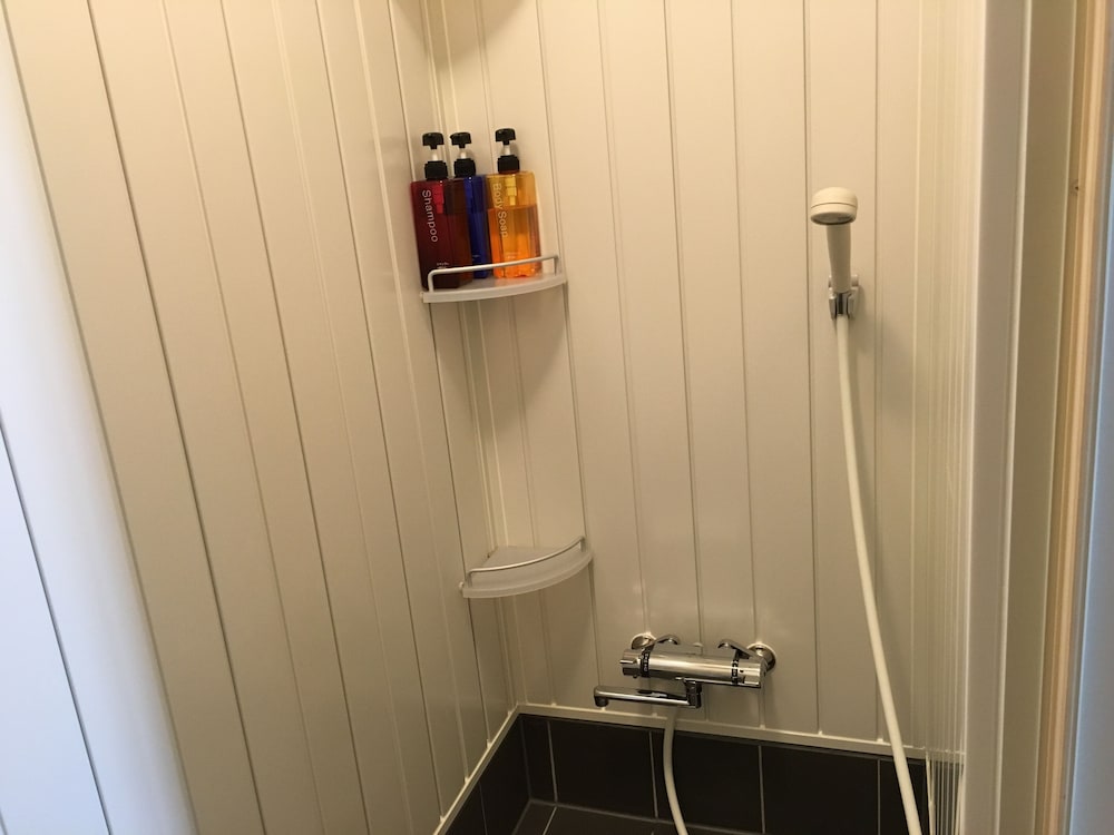 Фото Guesthouse Orange Cabin