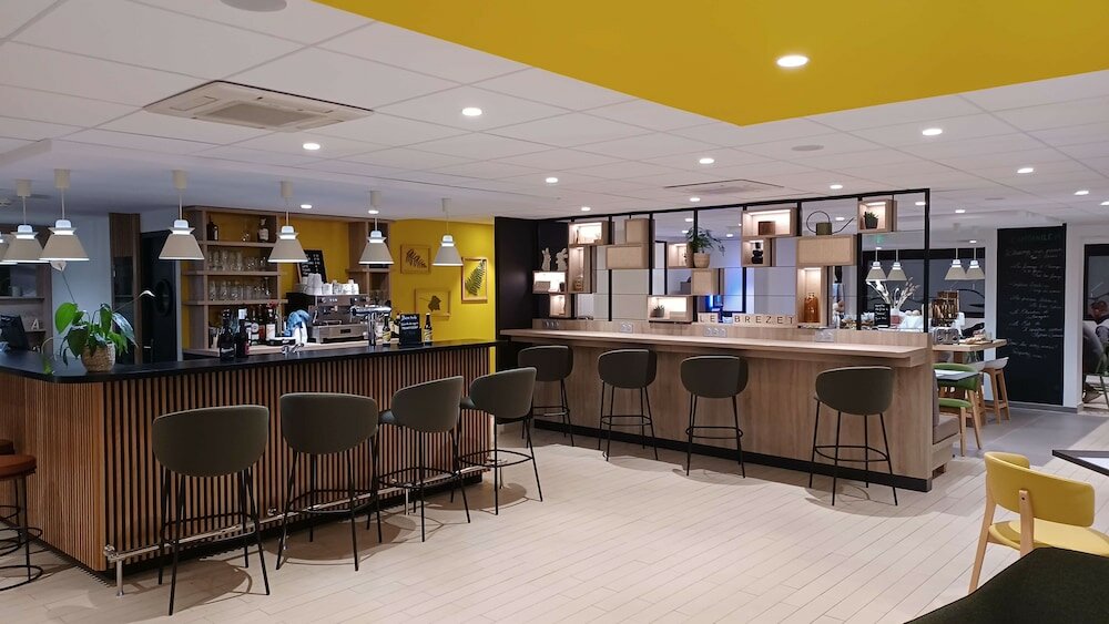 Фото Hotel Campanile Clermont Ferrand Le Brezet