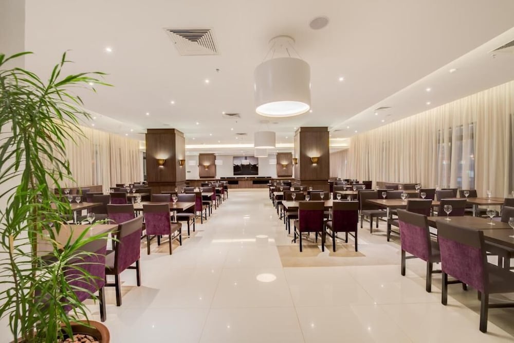 Фото Linx Confins