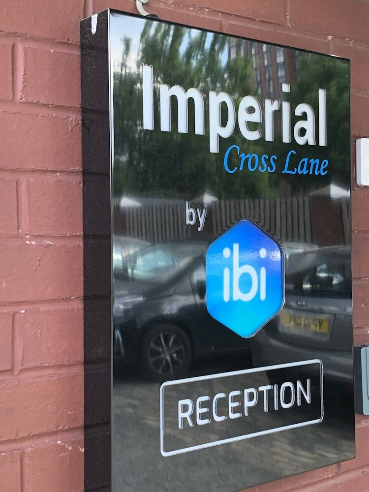 Фото Imperial Salford Hotel