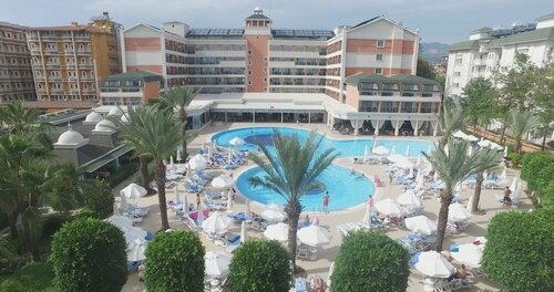 Гостиница Insula Resort and SPA Hotel в Аланье