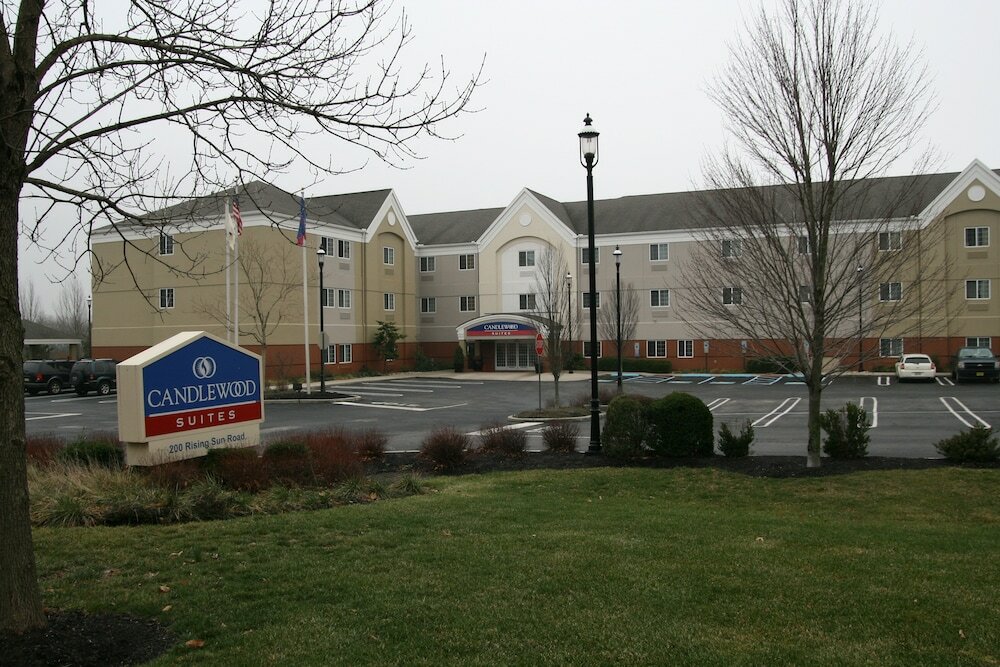 Фото Candlewood Suites Bordentown-Trenton by Ihg