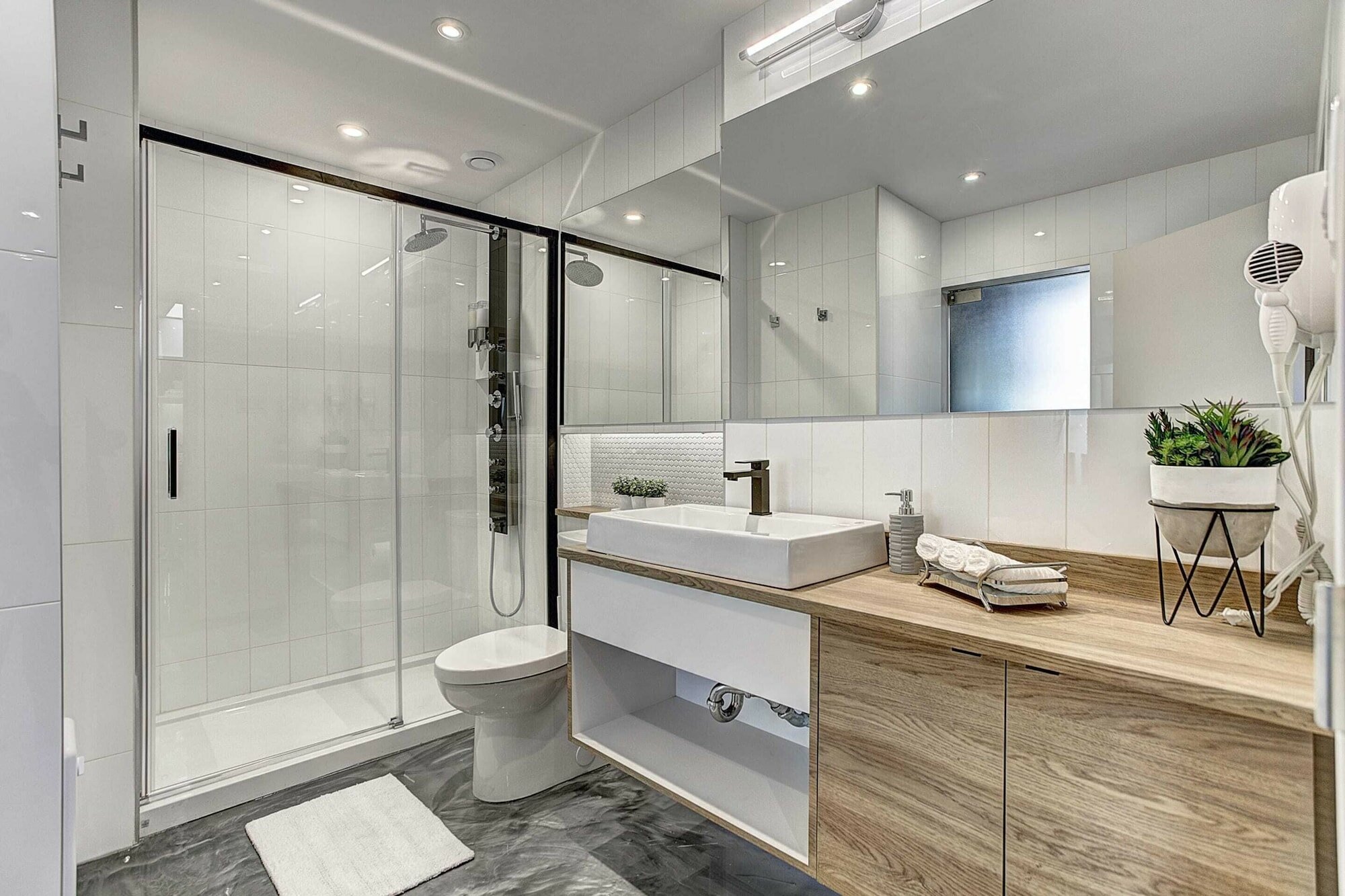 Фото Pierce Boutique Apartments