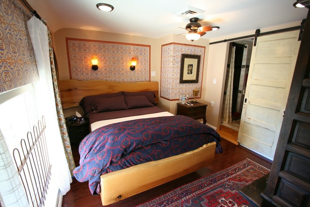 Фото Alpenhof Bed and Breakfast