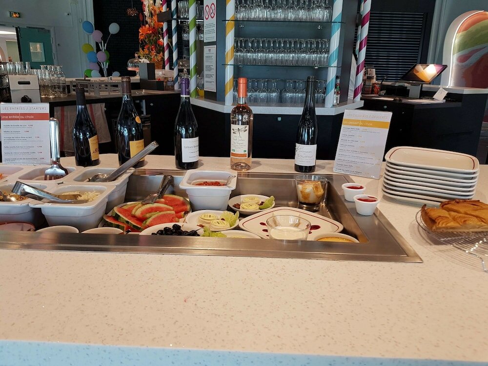 Фото Ibis Styles Frejus Saint-Raphael