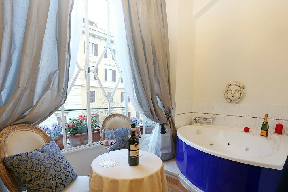 Фото Liberty Rome Suites