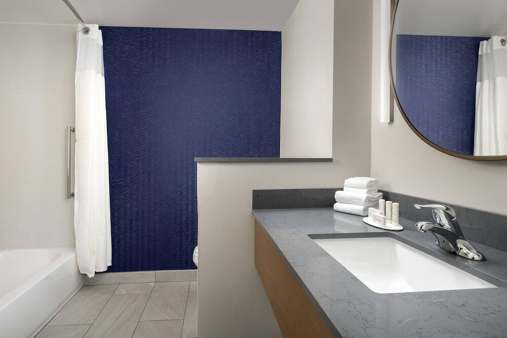 Фото Fairfield Inn & Suites by Marriott New Orleans Metairie