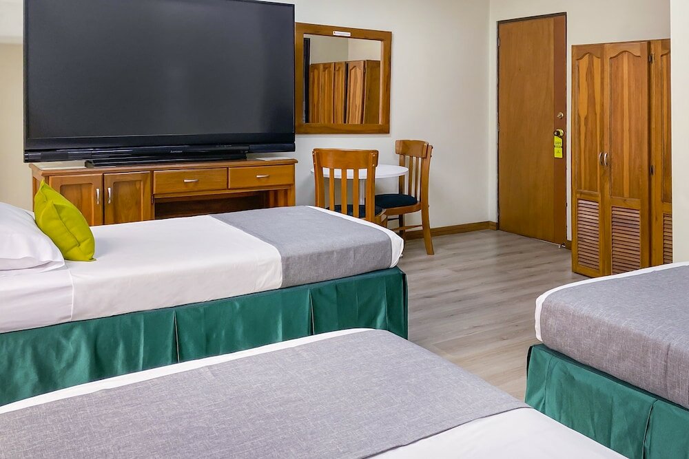 Фото Ayenda 1140 Roma Plaza