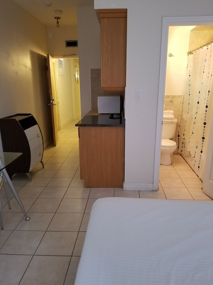 Фото Dragon Gate Inn