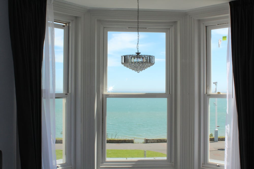 Фото View Hotel Folkestone